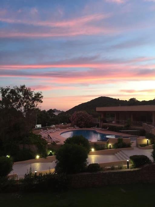 F2 Vue Mer Dans Residence Avec Piscine Ajaccio  Bagian luar foto